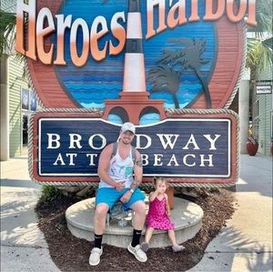 Meet your Posher, Logan